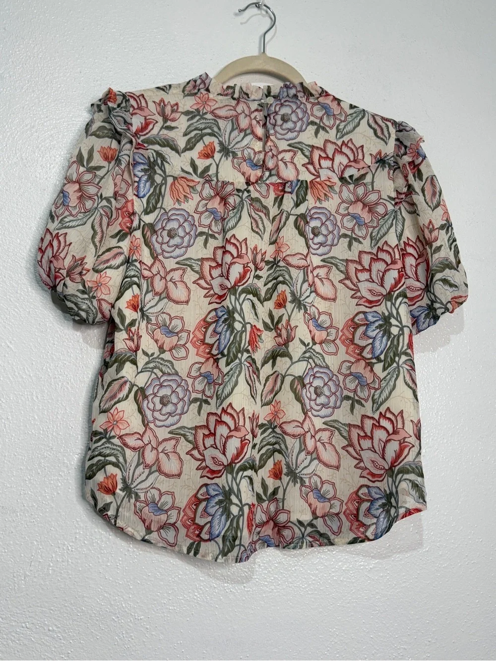 Loft Floral Ruffle-Neck Puff Sleeve Top - Cream Multi. Sz MP.